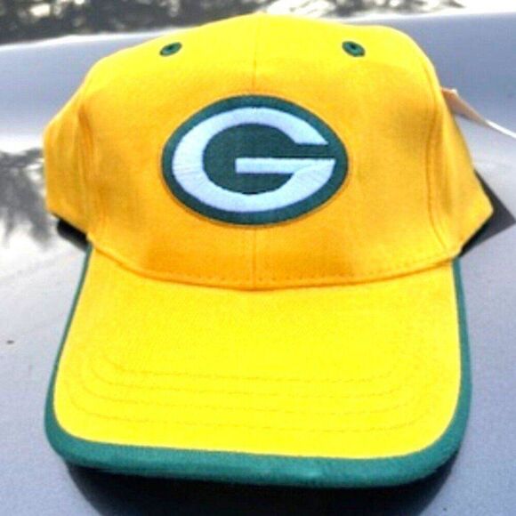 Green Bay Packers . "G" Cheese Yellow ................. Adjustable Cap - Picture 1 of 3